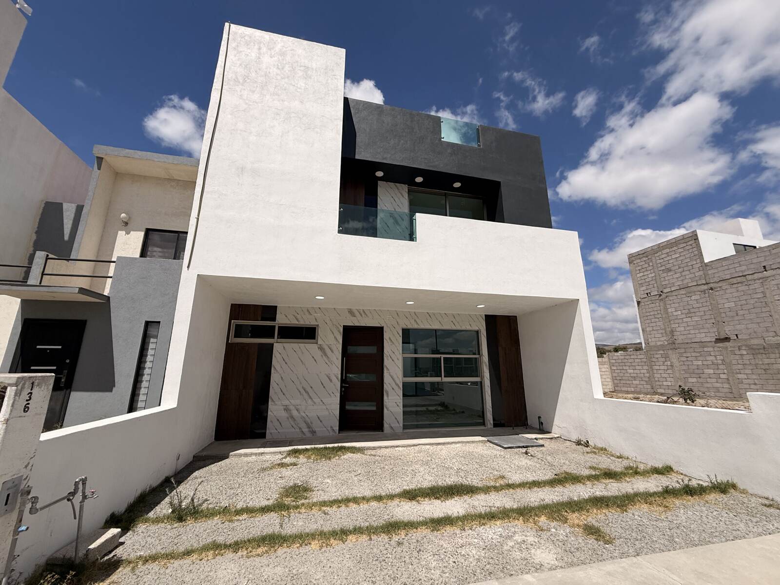Privada El Saucillo. Casa 2 - imagen 1